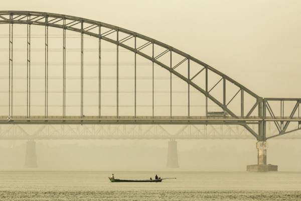 Photograph Gary Latham  Mandelay Burma on One Eyeland